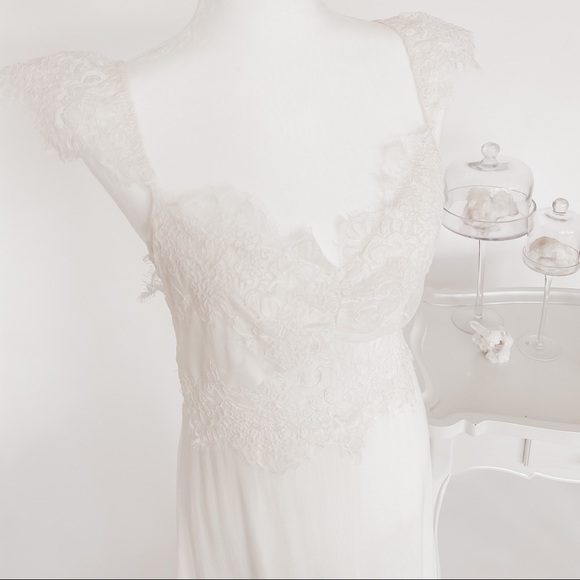 NWT Cream Lace Maxi Dress w/ Delicate Cap Sleeves - Picture 8 of 10